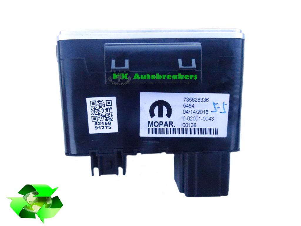 Fiat 500 USB AUX Port Socket 735628336 MK Autobreakers Ltd