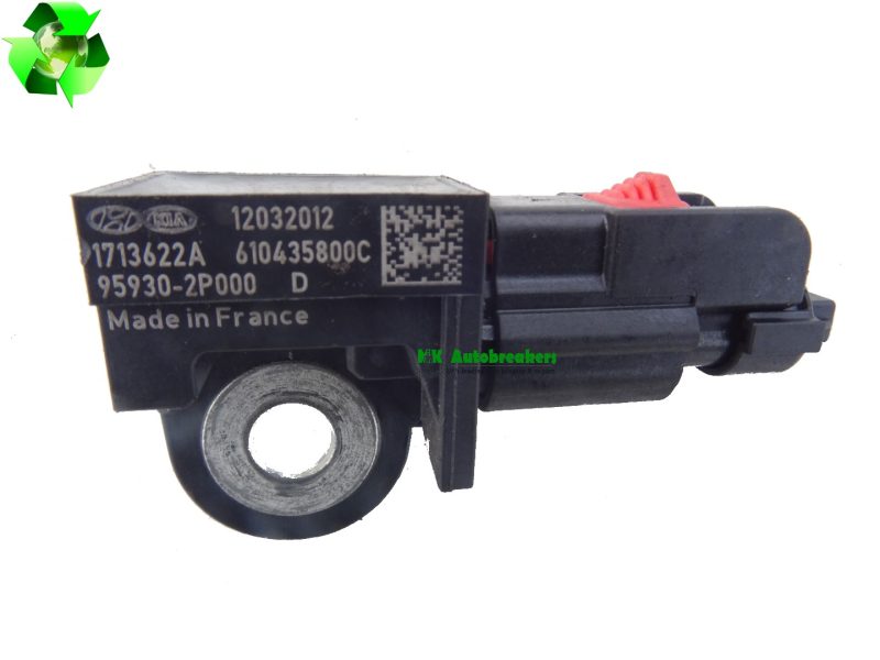 Hyundai IX20 Impact Crash Sensor 959302P000 Genuine Part 2014 (1)