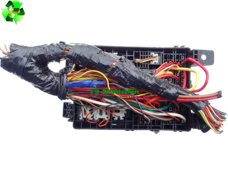 Hyundai I10 Complete Fuse Box 91116-0X230 Genuine 2012