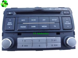 Hyundai i20 Radio Stereo CD Player MP3 96121-1J250 Genuine 2012