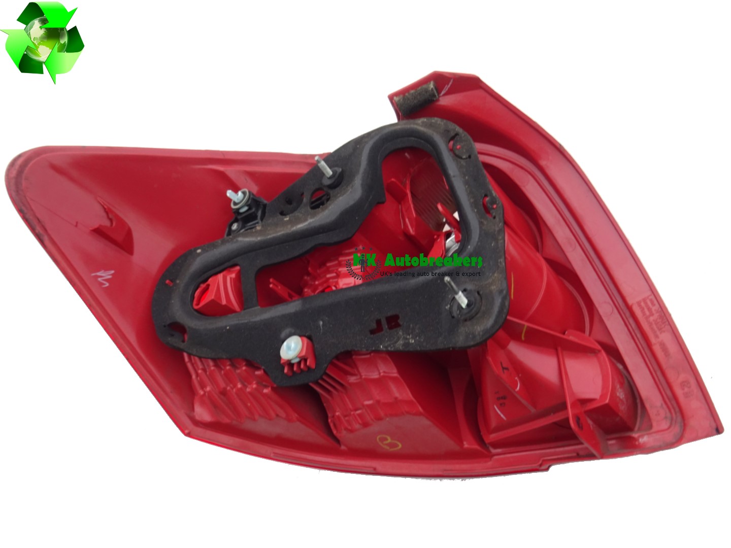 Toyota Auris Rear Light Right 8155102370 Genuine 2009 MK Autobreakers Ltd