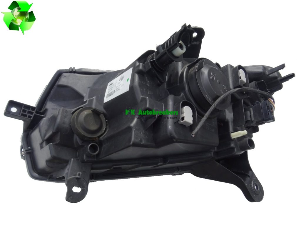 Dacia Sandero Headlight 260102523R MK Autobreakers Ltd