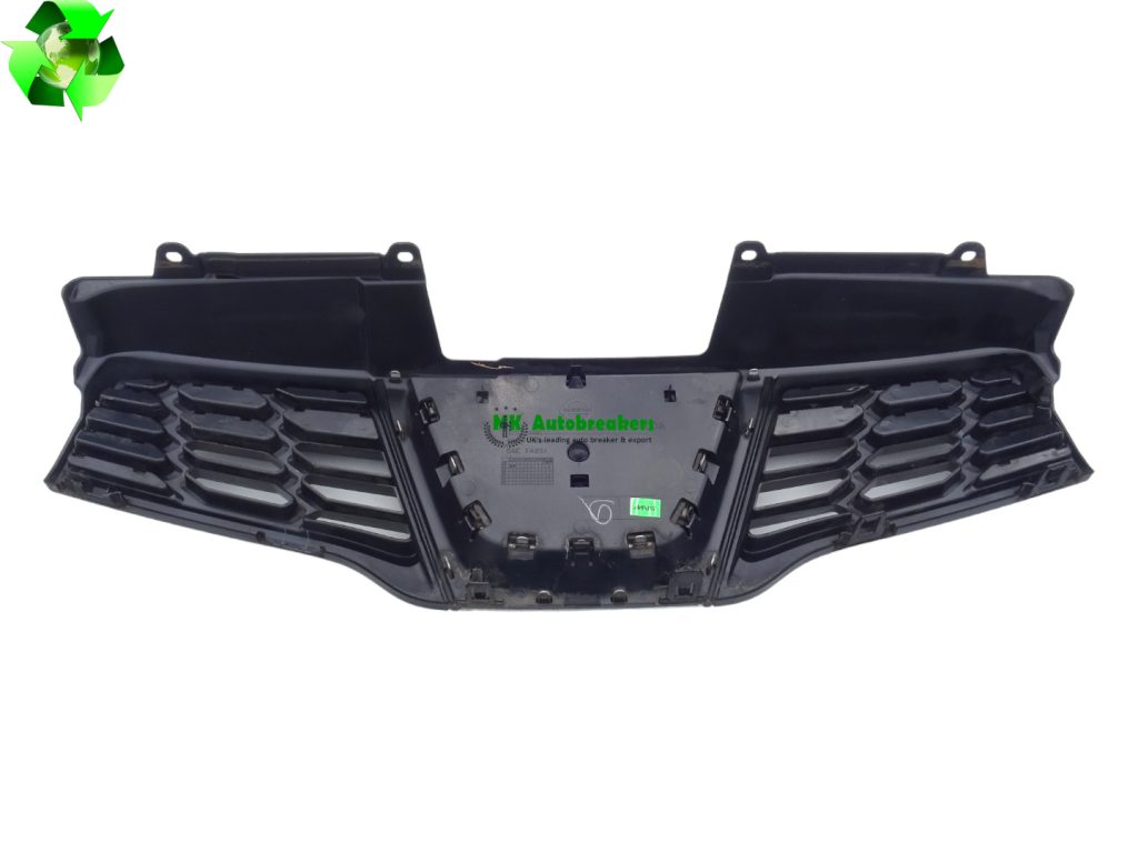 Nissan Qashqai Bumper Grille 62310BR00A Genuine 2012 👍