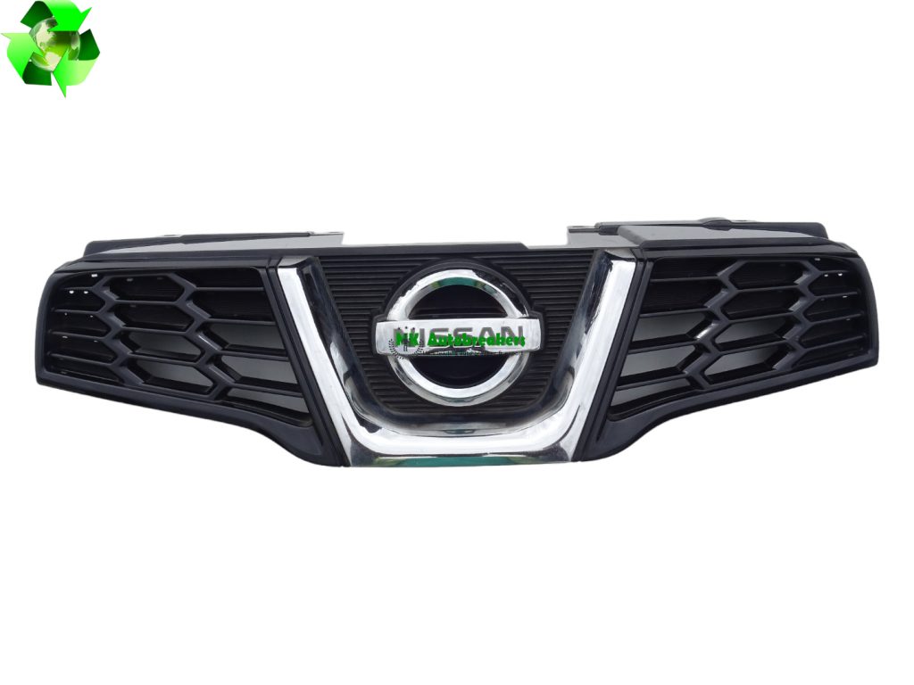 Nissan Qashqai Bumper Grille 62310BR00A Genuine 2012 👍