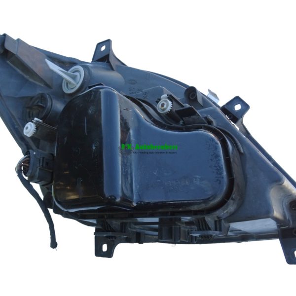 Mercedes Sprinter Headlight Headlamp Left A9068200361 2011?