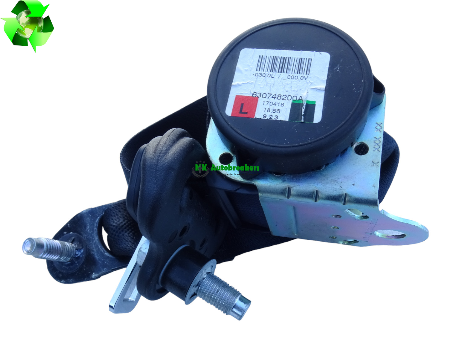 Nissan Juke Seat Belt Rear Left 630748200A Genuine 2016