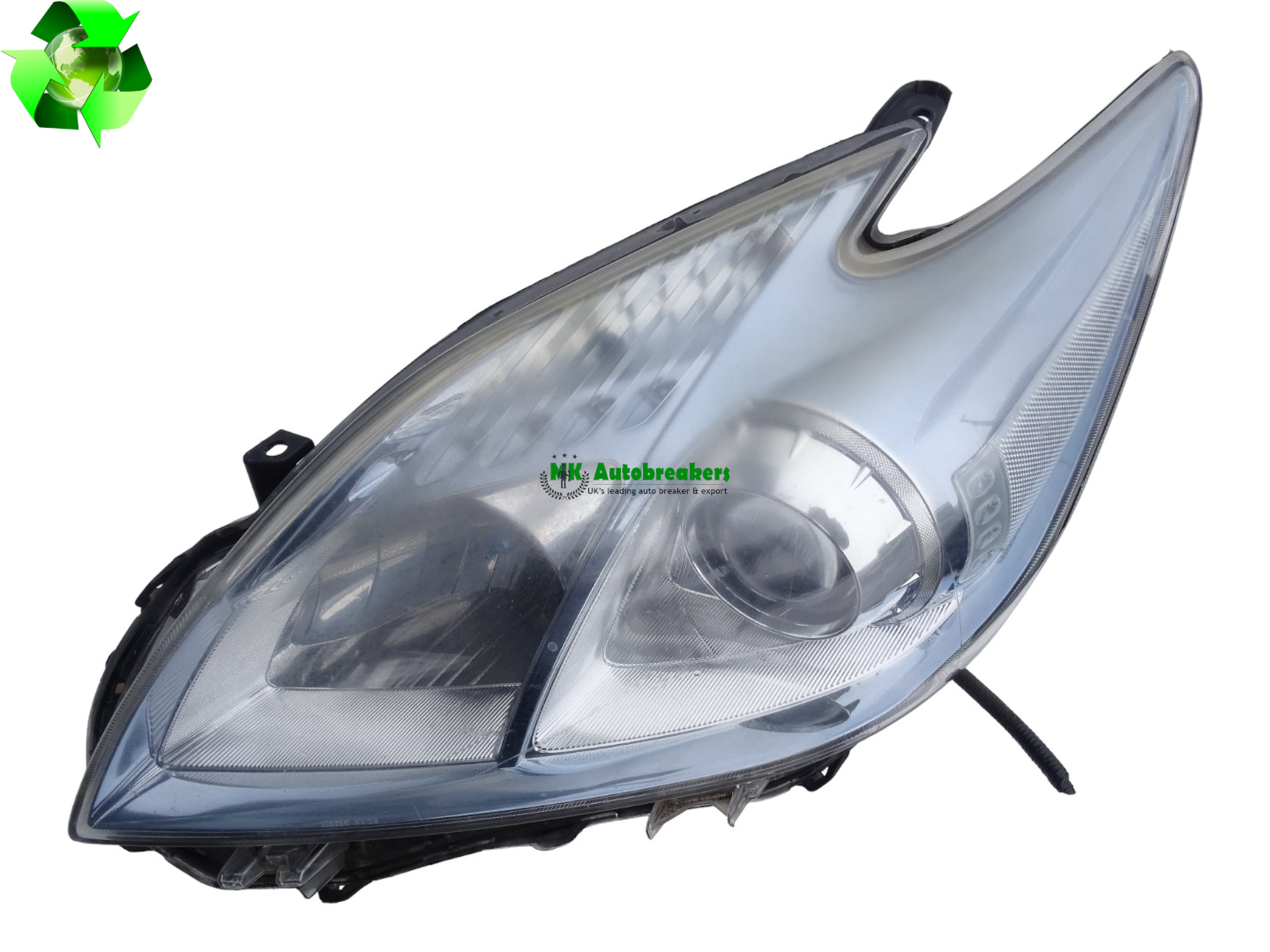 Toyota Prius Headlight Left 8117047231 Complete 2010