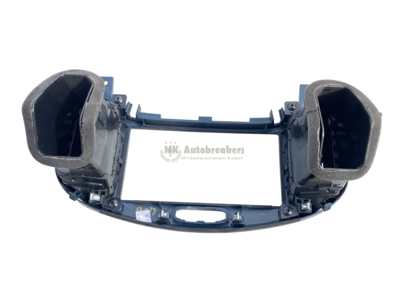 Nissan Juke Head Unit Surround Trim Air Vent 68260BX80A Genuine 2016