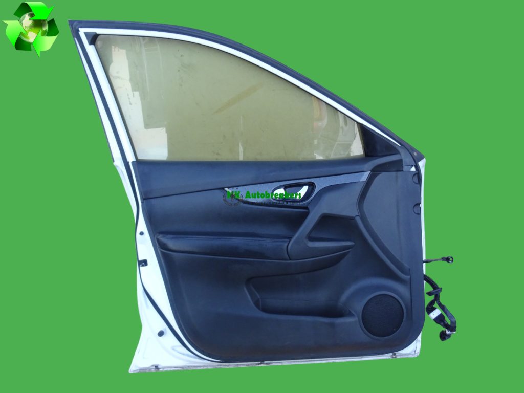 Nissan XTrail Front Door H010A4CBAA Left Complete Genuine👍