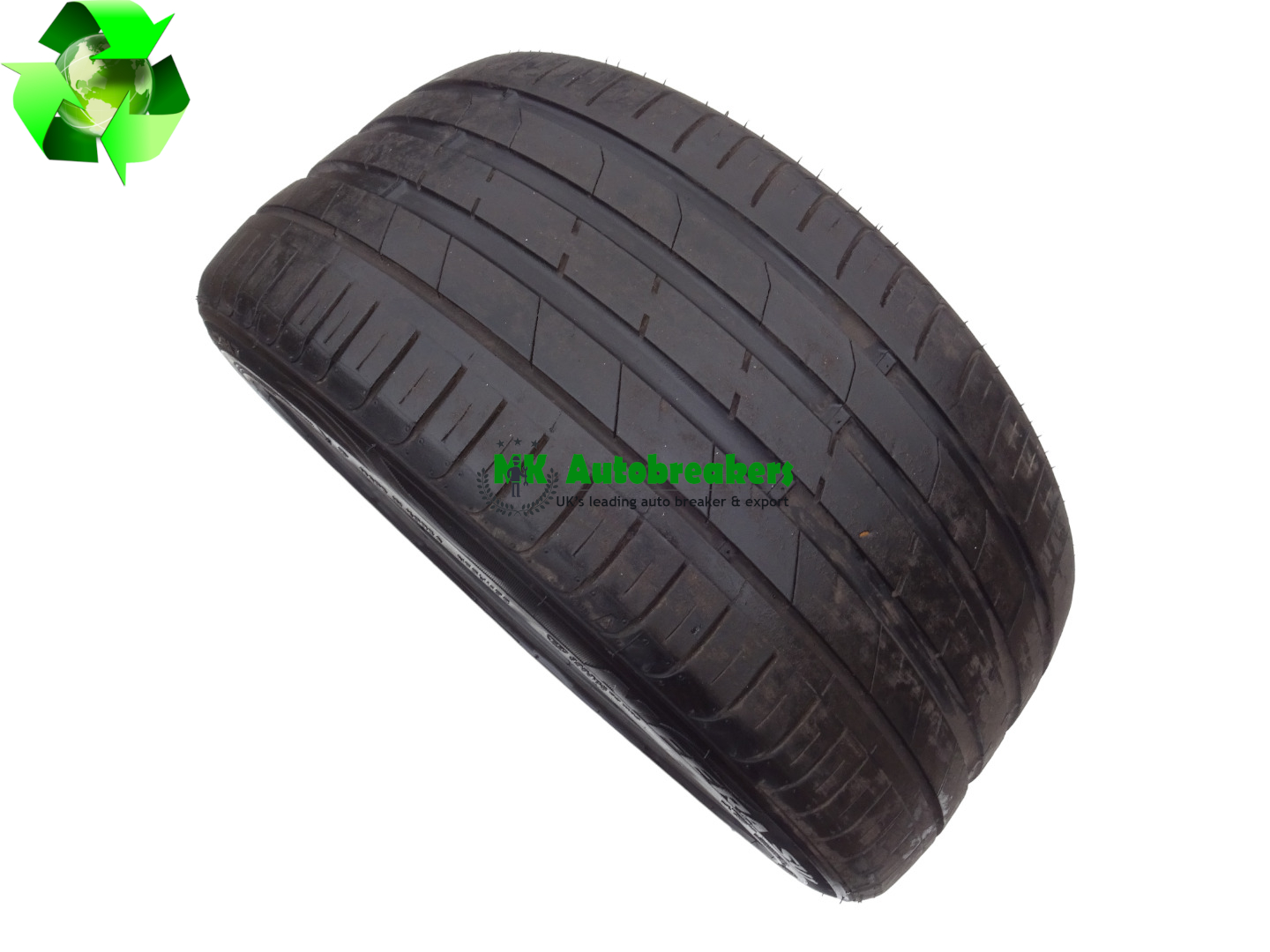 245/40/17 NEXEN NFERA SU1 95W 4.8MM TREAD