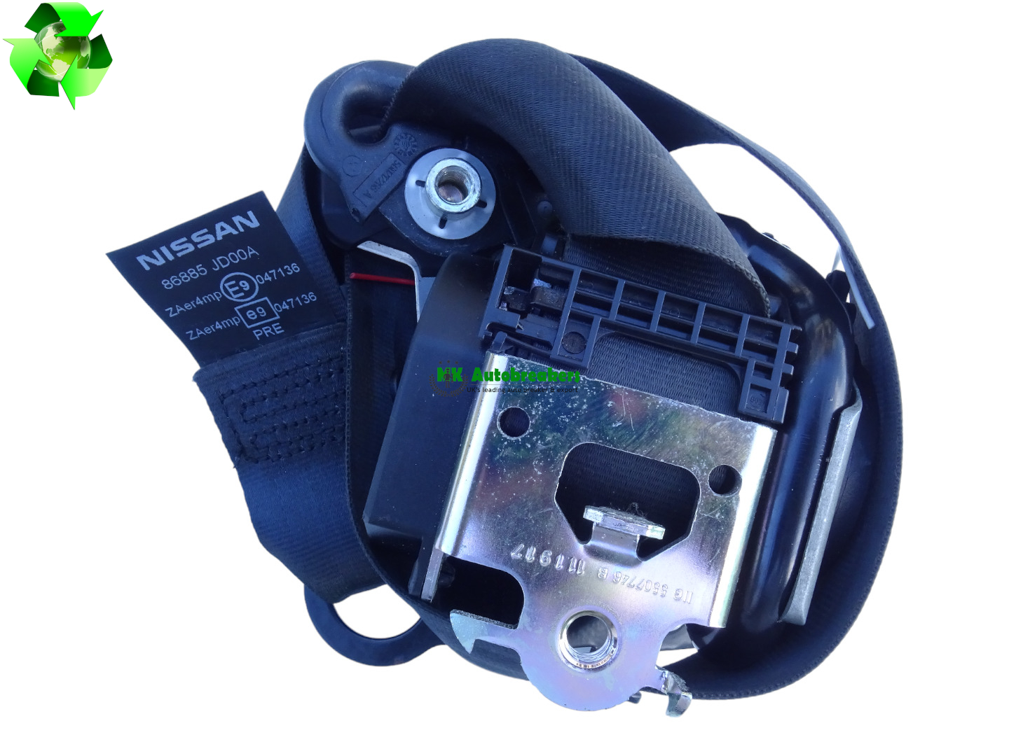 Nissan Qashqai Seatbelt 86885JD000 Front Left Genuine 2012