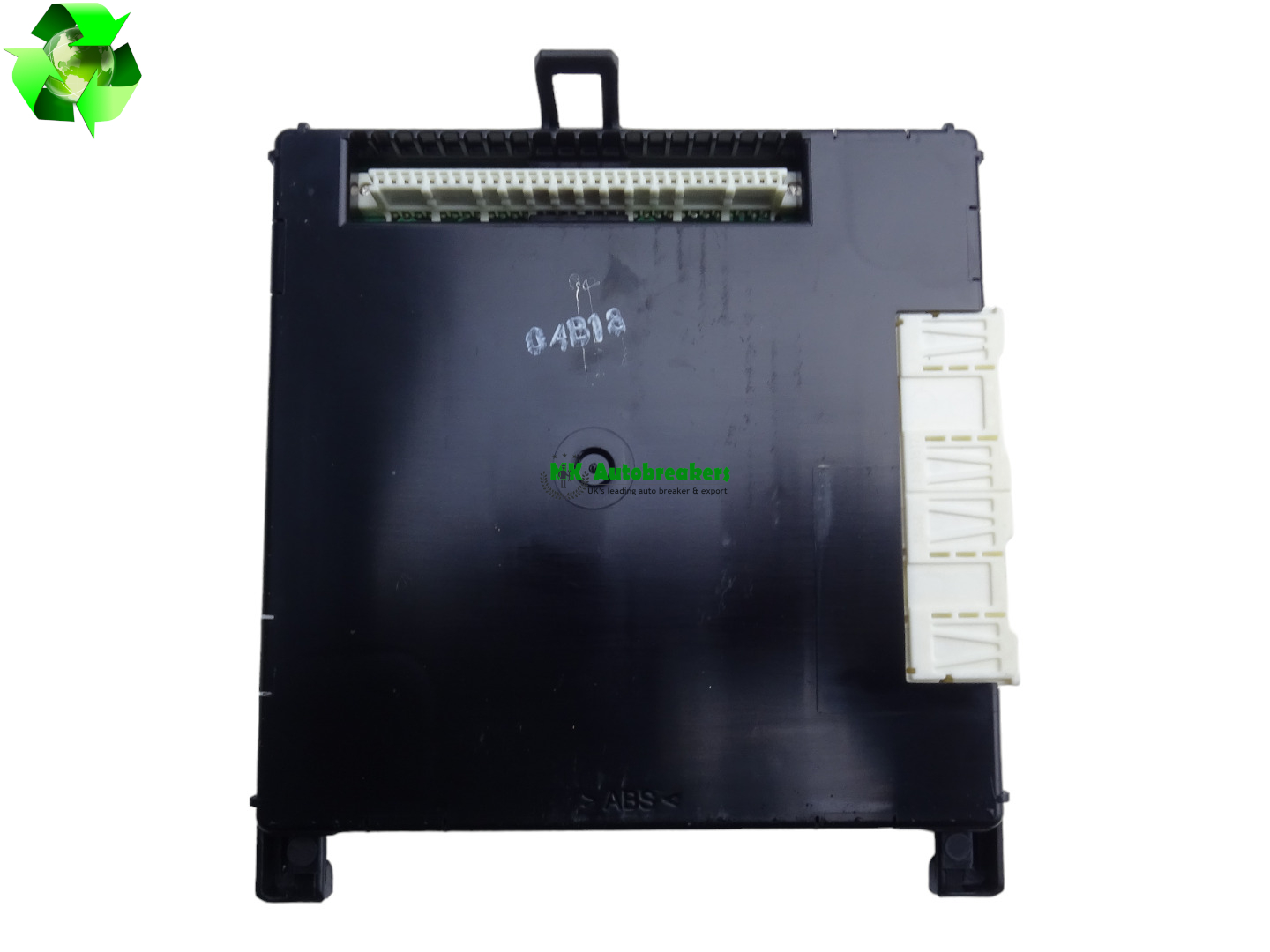 Toyota Yaris Body Control Module 892210D870 Genuine 2014