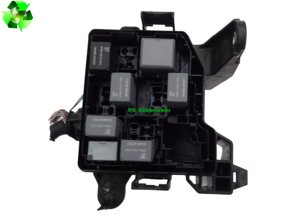 Toyota Aygo Fuse Relay Box 827410H060 Genuine 2019 👍