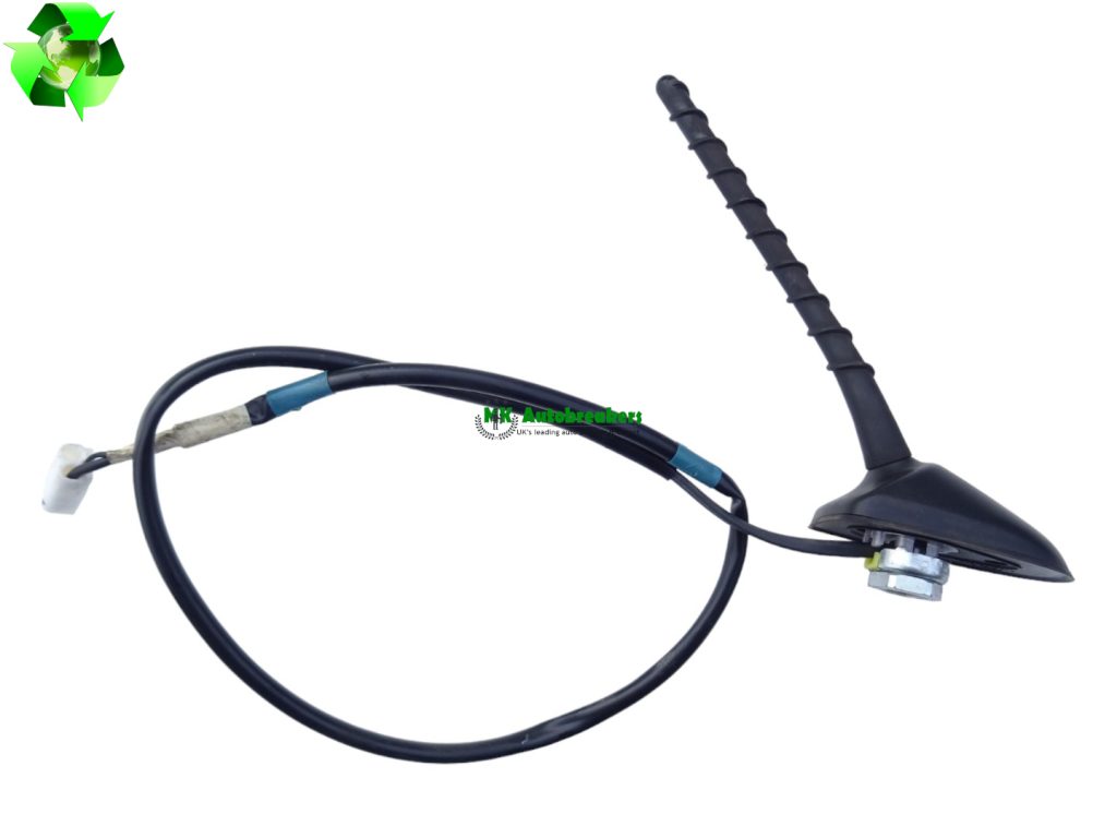 Toyota Yaris Aerial Antenna 863000D220 Genuine 2014👍