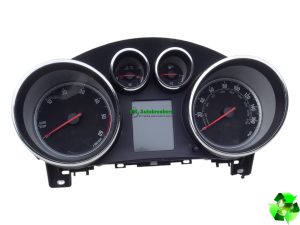 Vauxhall Zafira Tourer Speedometer Instrument Cluster 769317420U Genuine 2013