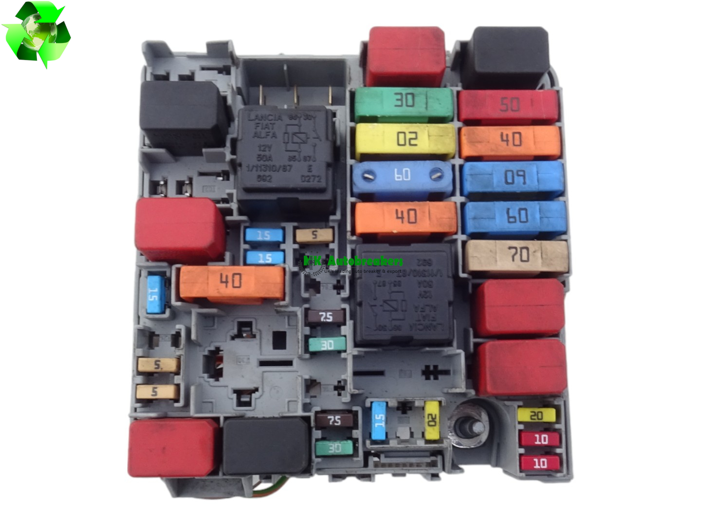 Alfa Romeo Giulietta Fuse Relay Box 51867697 Genuine 2014