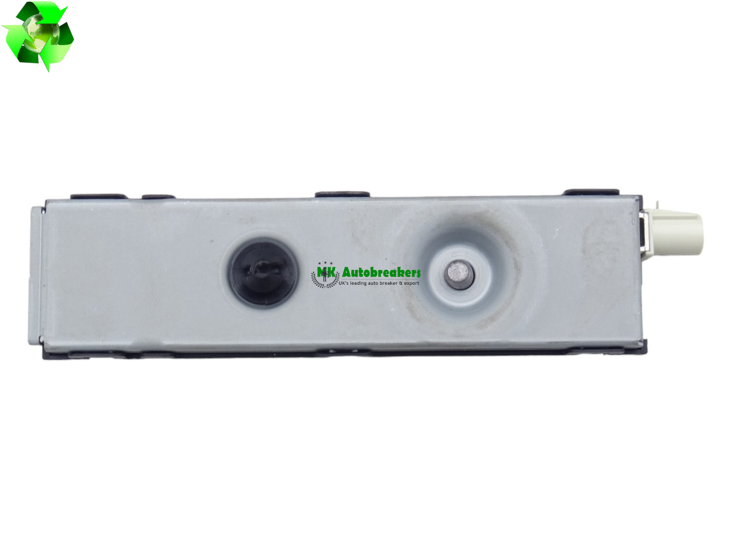 Mercedes A-Class Antenna Amplifier Module A2139056800 Genuine 2020 (2)