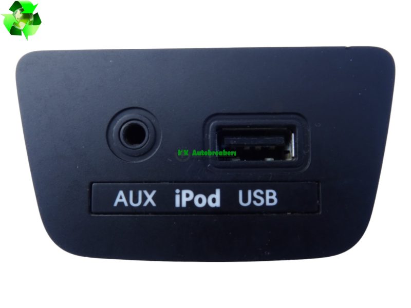 Hyundai I30 USB AUX Port Socket 96120A5000 Genuine 2014