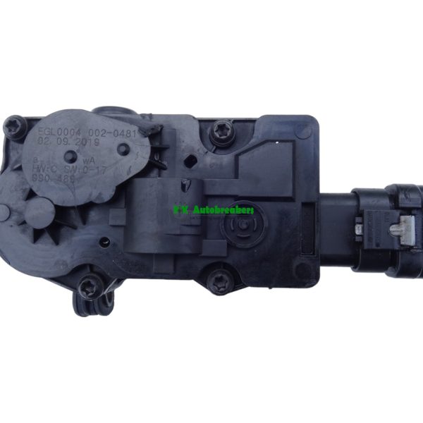 Mercedes AClass Water Coolant Changeover Valve A0005061300