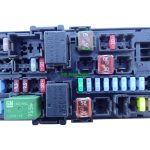 Vauxhall Viva Fuse Relay Box JB520324 Genuine 2016