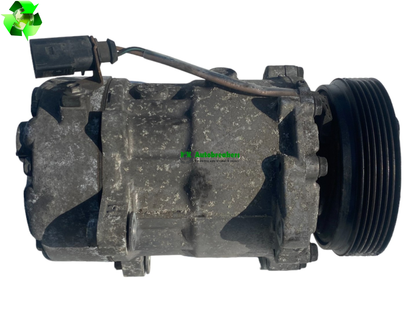 Volkswagen Caddy A/C Compressor Pump 7H0820803F Genuine 2010