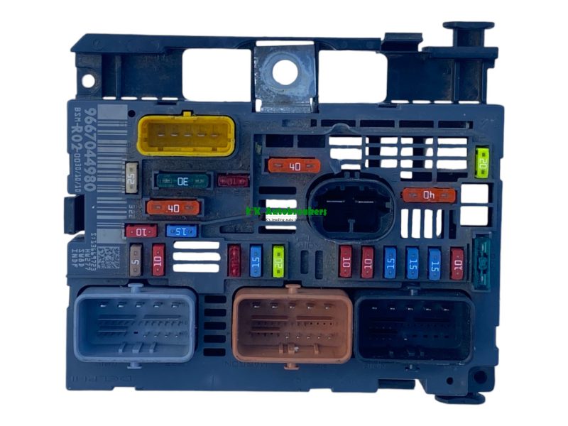 Peugeot 5008 engine bay fuse box 9667044980 genuine 2010