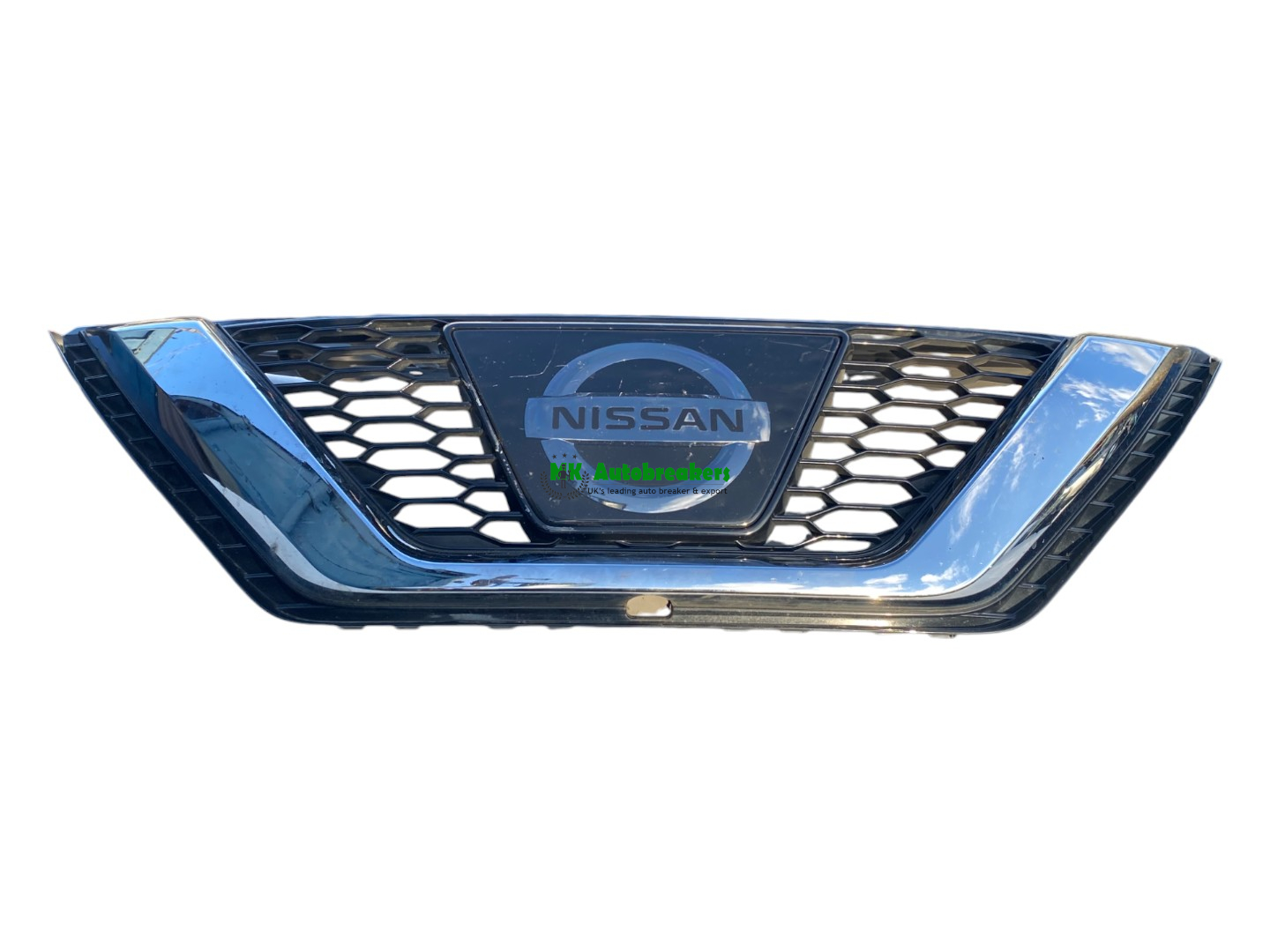 Nissan Qashqai Bumper Grille 62890HV01A Front Genuine 2018