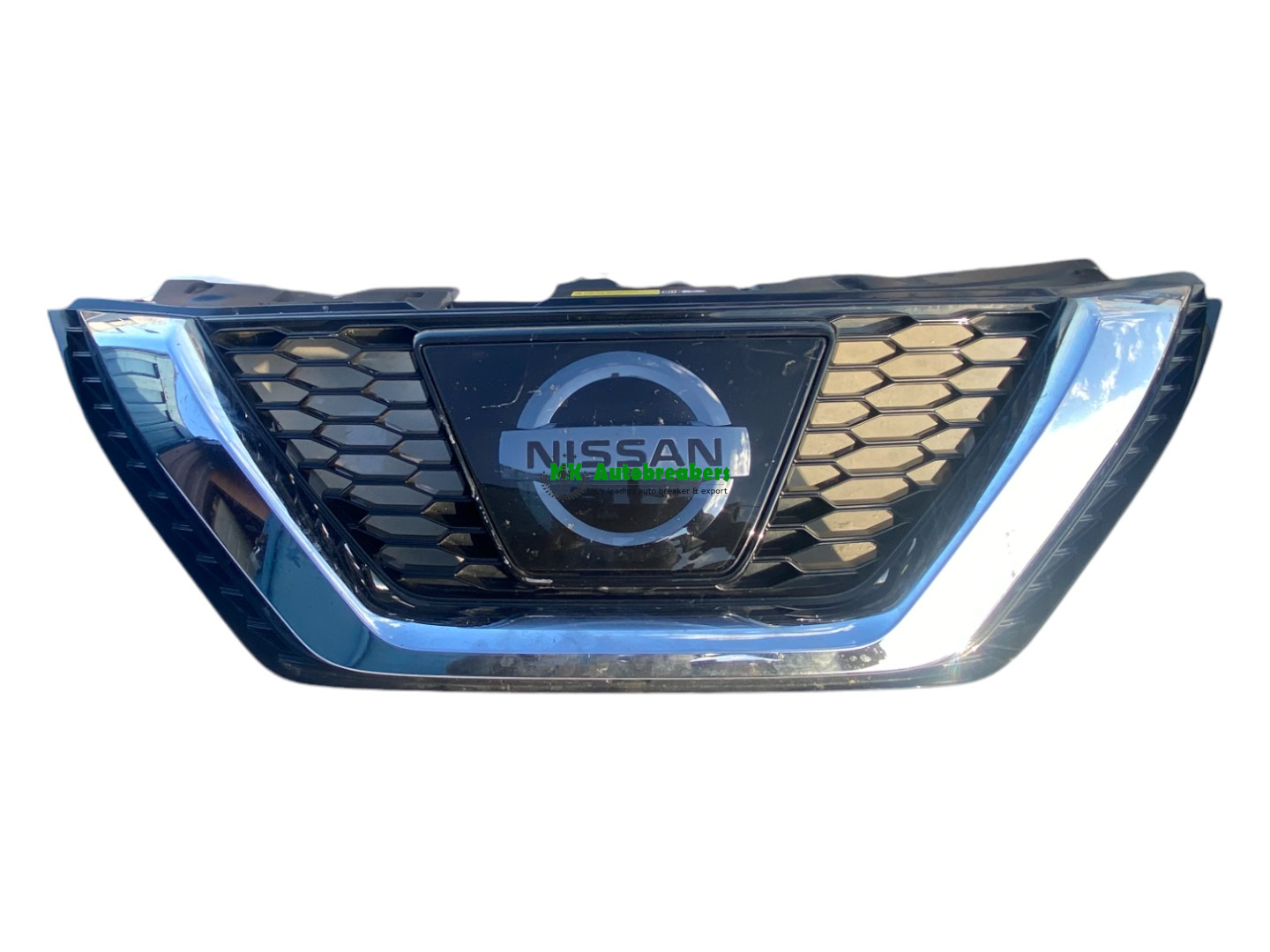 Nissan Qashqai Bumper Grille 62890HV01A Front Genuine 2018