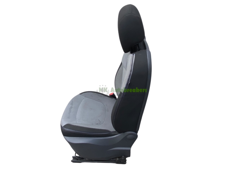 Renault Captur Front Seat Left Complete Genuine 2016