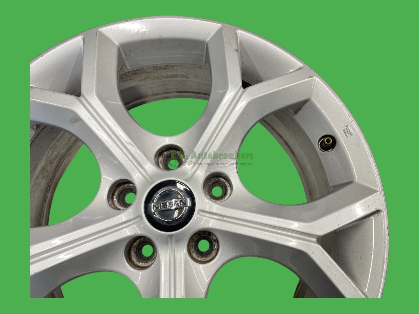 Nissan Juke Alloy Wheel 17X7J 403006PA1A Genuine 2021