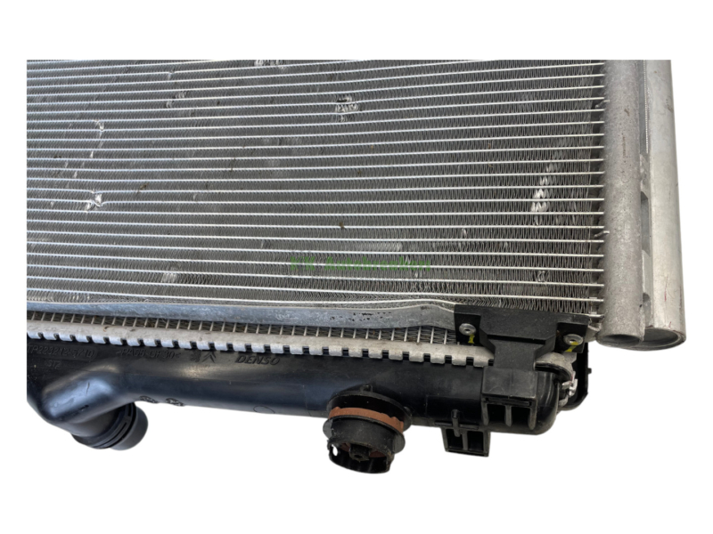Pet30 Radiator Peugeot 2008 Radiator Fan Rad Pack 9825371480