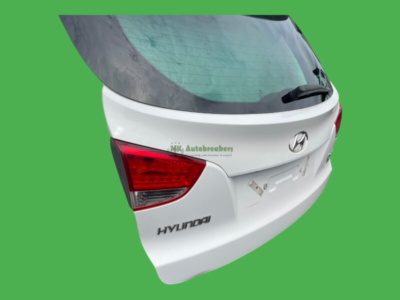Hyundai IX35 Tailgate Bootlid 737002Y001 Genuine 2012
