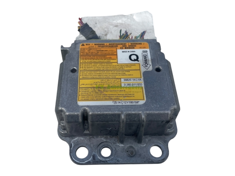 Nissan Juke Airbag Control Module ECU 988201KC1A Genuine 2013