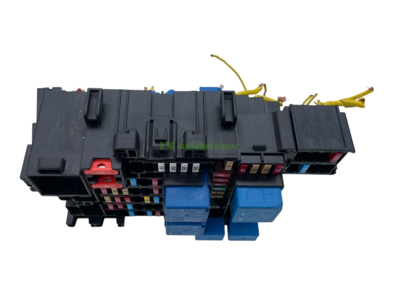 Renault Captur Fuse Relay Box 243805499R Genuine 2021