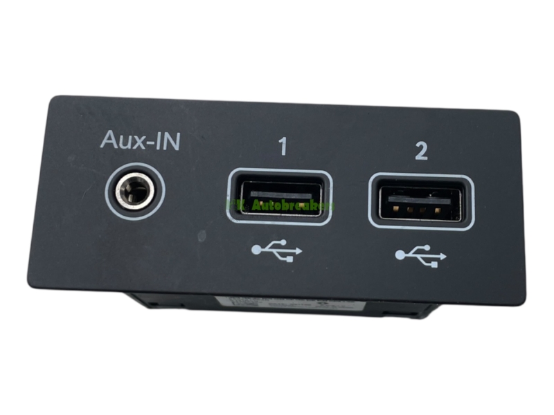 Renault Captur USB Port Socket Unit Panel 280231553R Genuine 2021