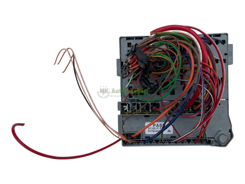 Fiat 500 Engine Bay Fuse Box 51781452 Genuine 2012