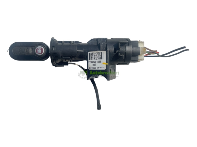 Fiat 500 Ignition Switch and Key 51800628 Genuine 2012