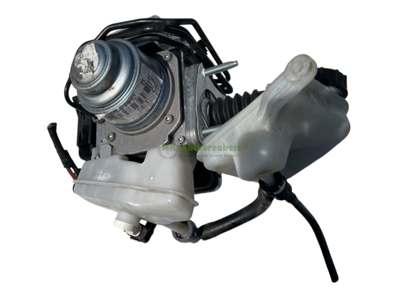 Ford Focus Brake Servo Master Cylinder LX612D335CC Genuine 2021