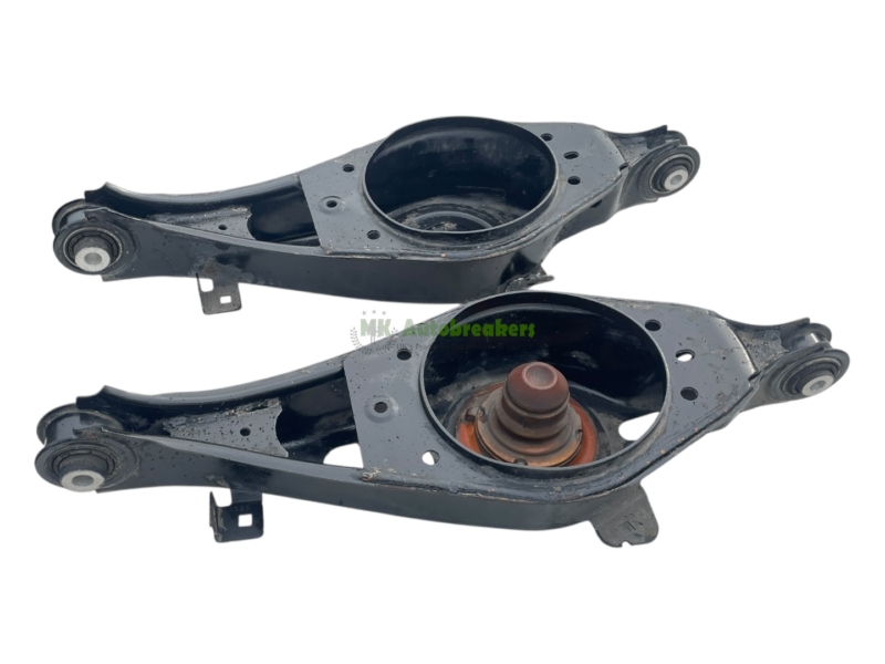 Ford Focus Rear Lower Control Arm JX61-5K652-BEB Pair Genuine 2021