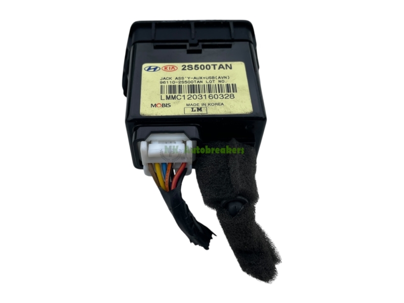 Hyundai IX35 USB Socket Connector 2S500TAN Genuine 2012