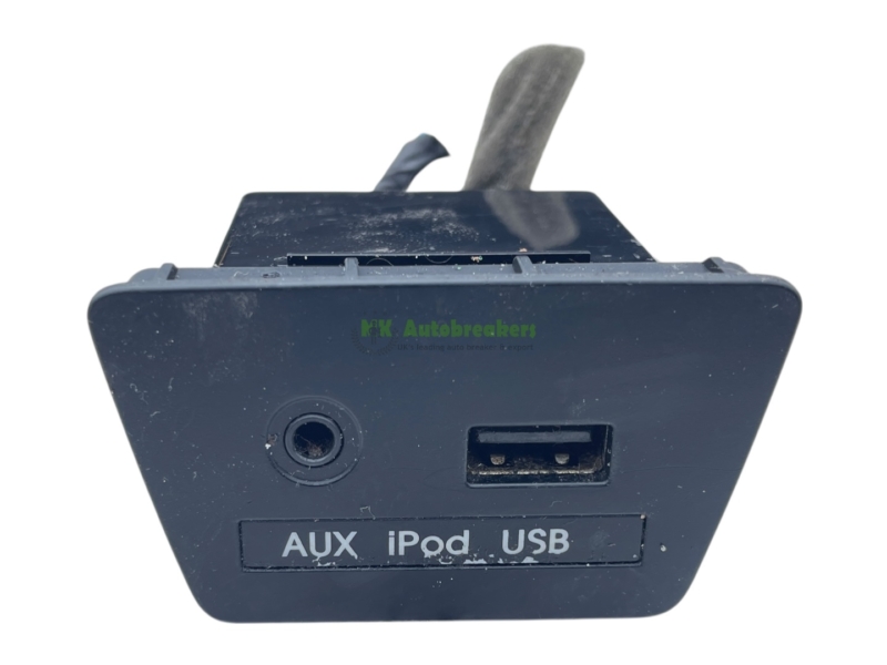 Hyundai IX35 USB Socket Connector 2S500TAN Genuine 2012