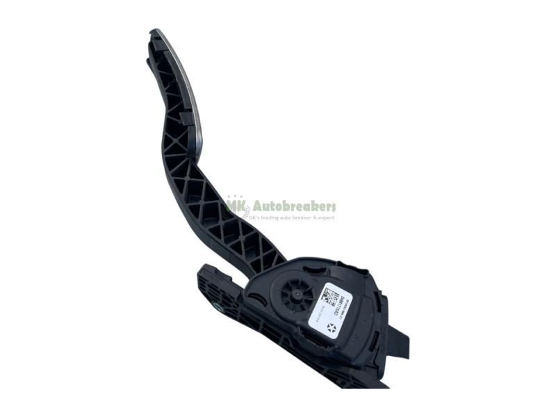 Maserati Ghibli M157 Accelerator Throttle Pedal 04861715AD Genuine 2015