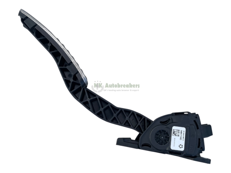 Maserati Ghibli M157 Accelerator Throttle Pedal 04861715AD Genuine 2015