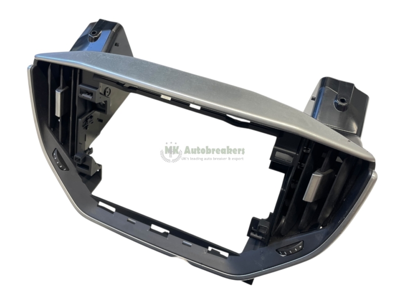 Maserati Ghibli M157 Center Console Air Vent 6700190600 Genuine 2015