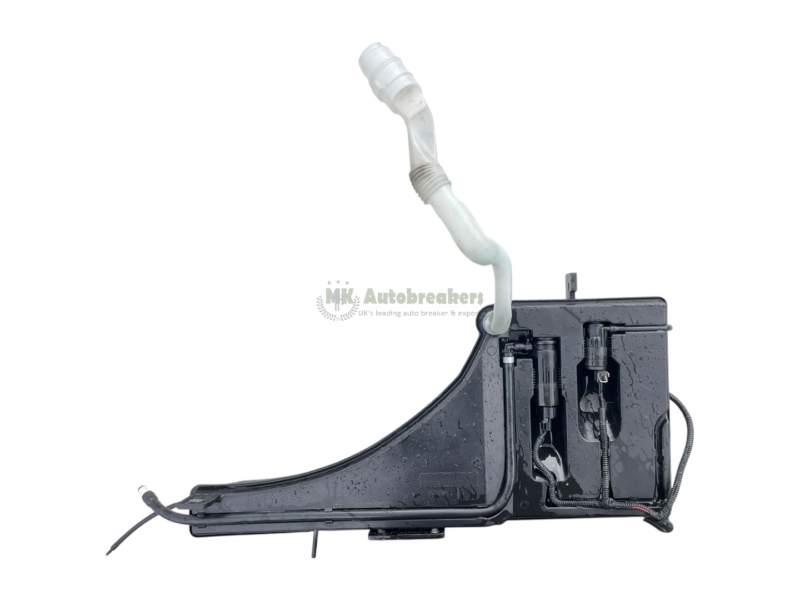 Maserati Ghibli M157 Windscreen Washer Bottle 670001648 Genuine 2015