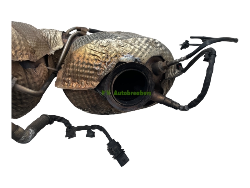 Auris Avensis Mini Catalytic Converter DPF 82209087 8574516 Genuine 2015