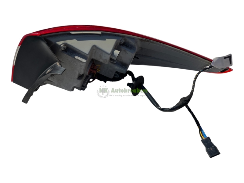 Hyundai IX35 Rear Tail Light 92402-2Y500 Right Genuine 2015