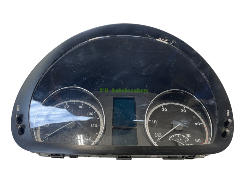 Mercedes Vito Speedometer Instrument Cluster A6399005101 Genuine 2014