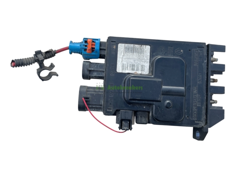 Vivaro Trafic Battery Terminal Fuse 243501820R Genuine 2017