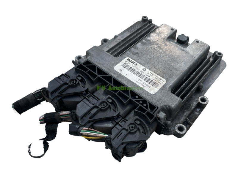 Vivaro Trafic Engine Control Module 237103888R ECU Genuine 2017